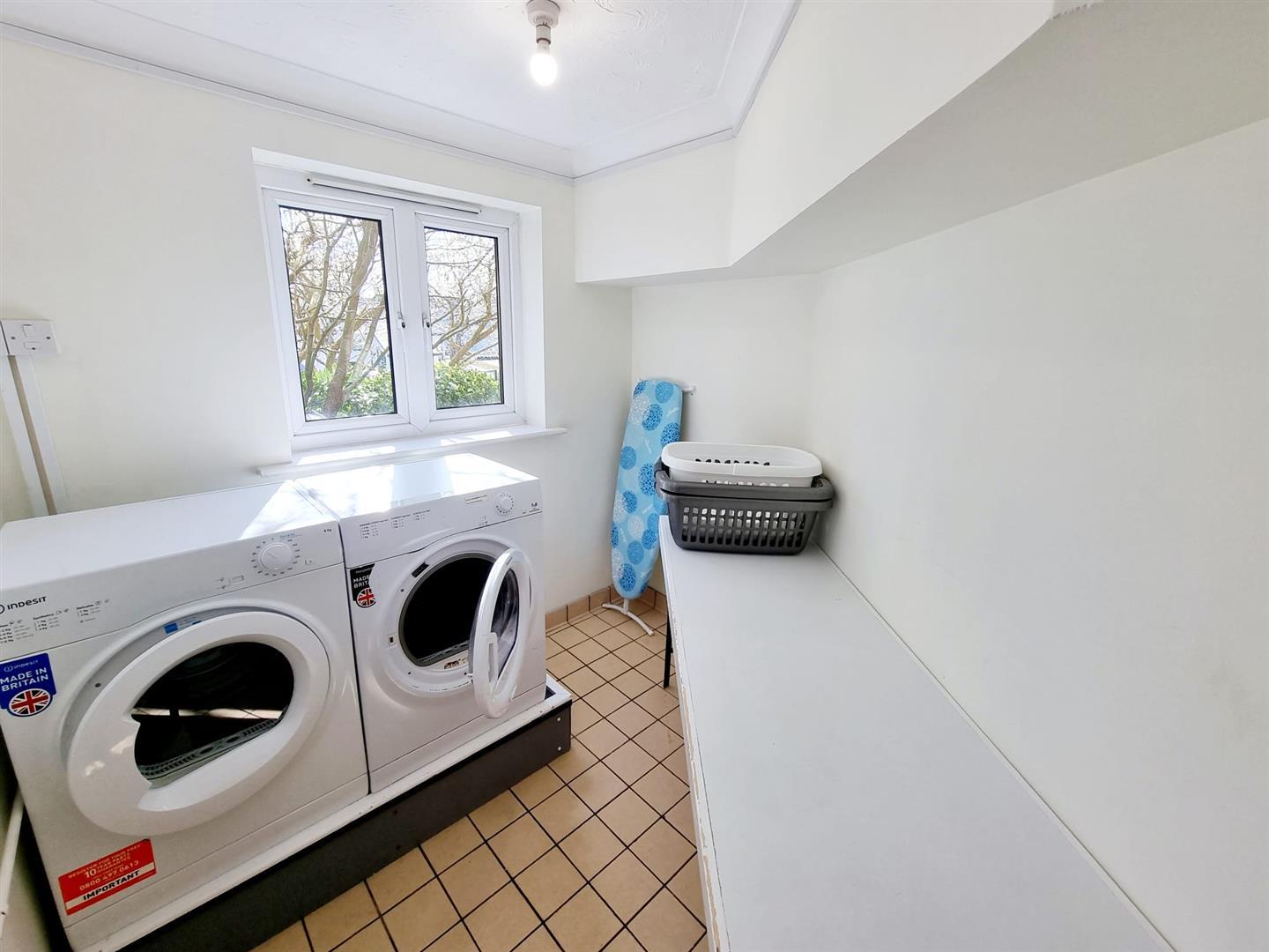 Gower Road, Sketty, Swansea, SA2 9FB